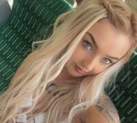 LucyLuxee19